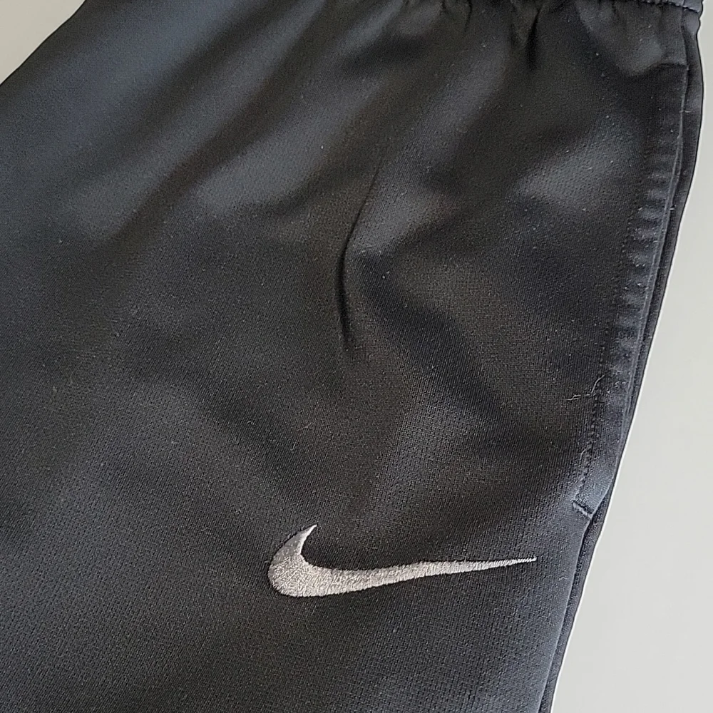NIKE Joggers - Picture 4 of 4